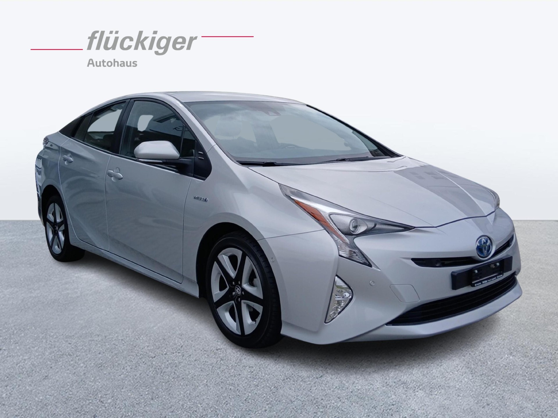 TOYOTA Prius 1.8 VVTi HSD Sol Premium-showroom-element-2