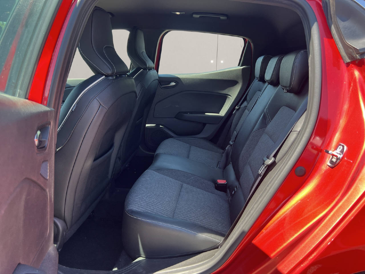 RENAULT Clio 1.0 TCe 100 Intens CVT-image-9