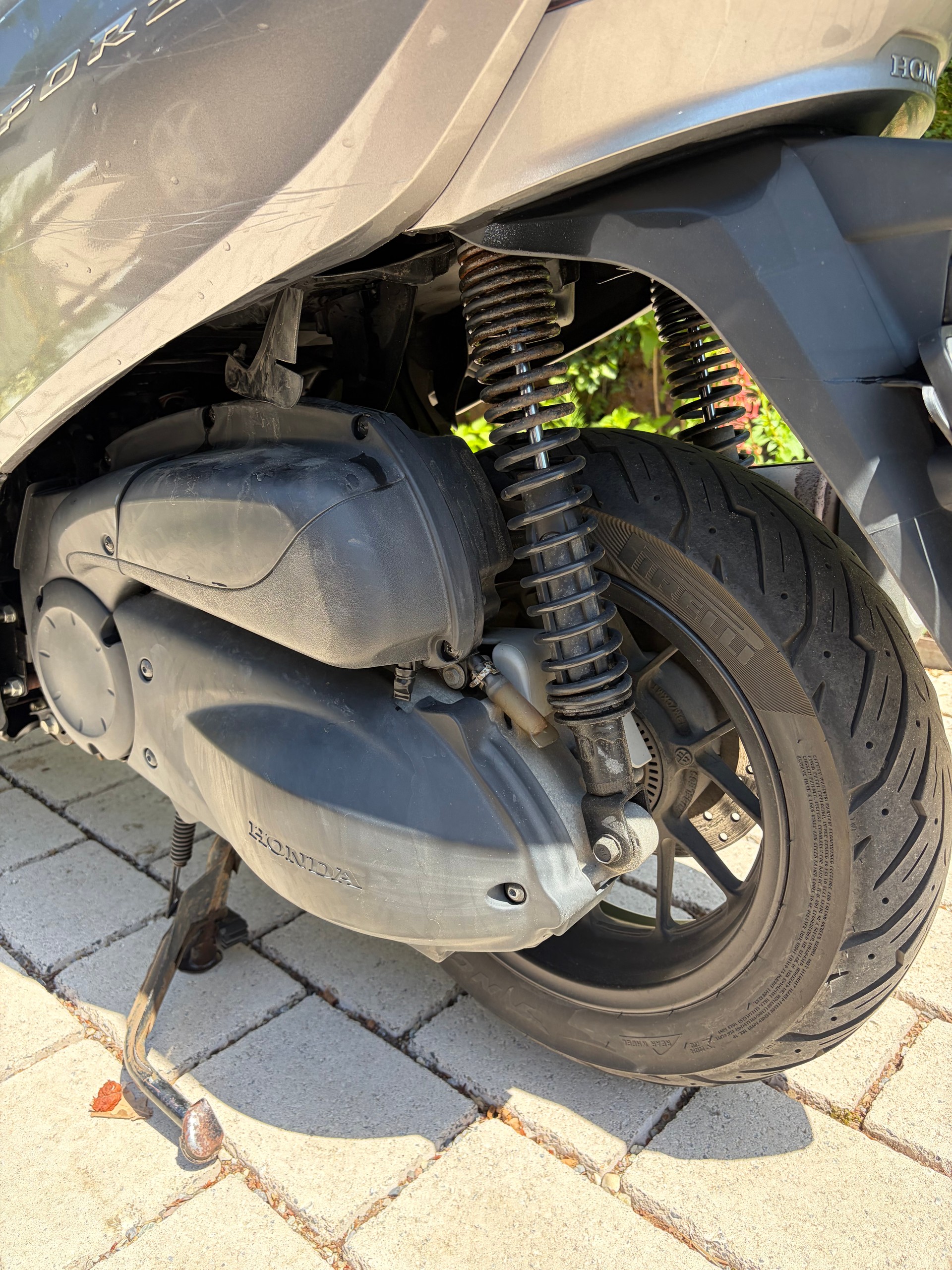 HONDA NSS 300 A ABS-image-1