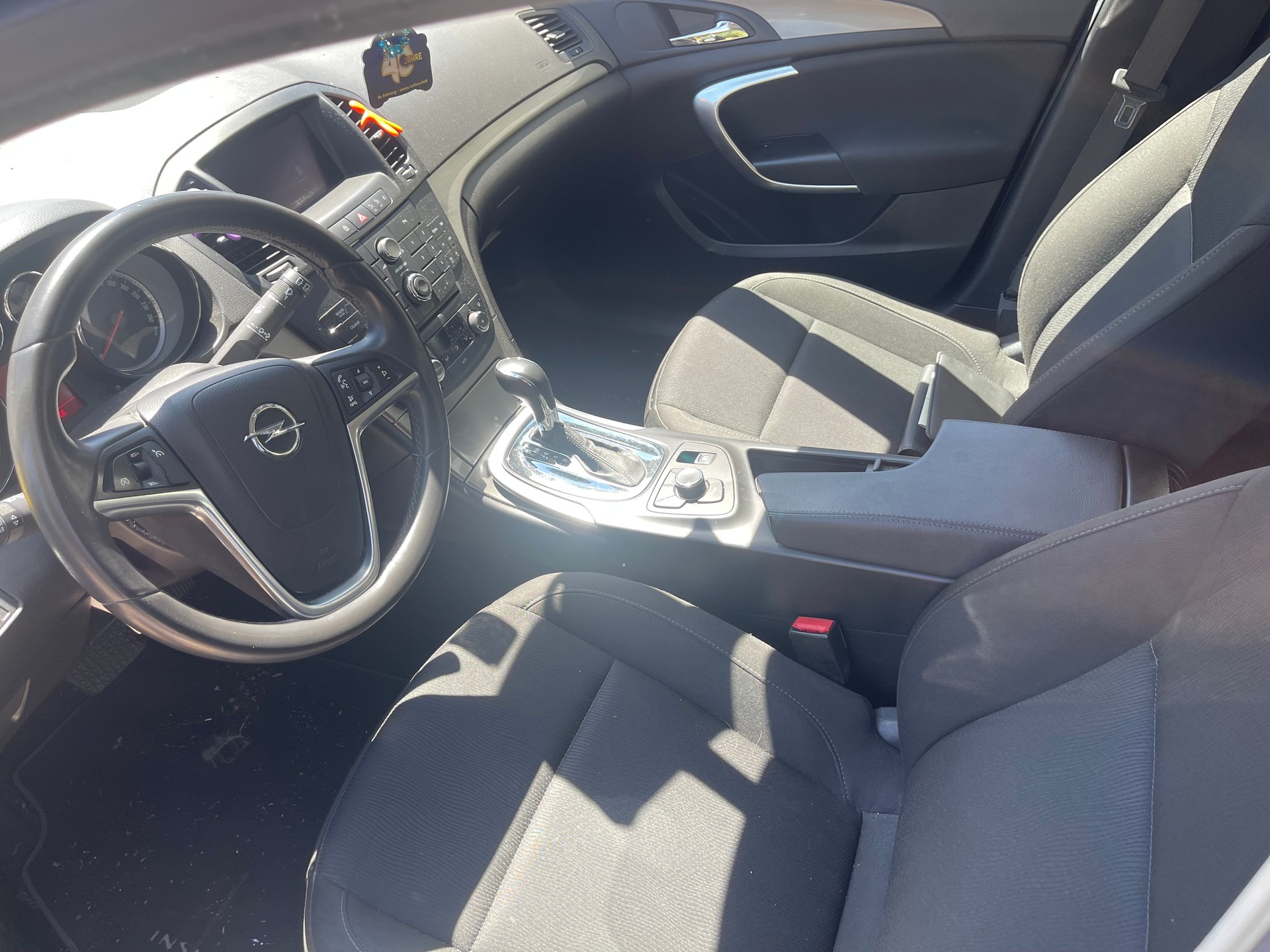 OPEL Insignia Sports Tourer 2.0 CDTI Cosmo Automatic-image-8