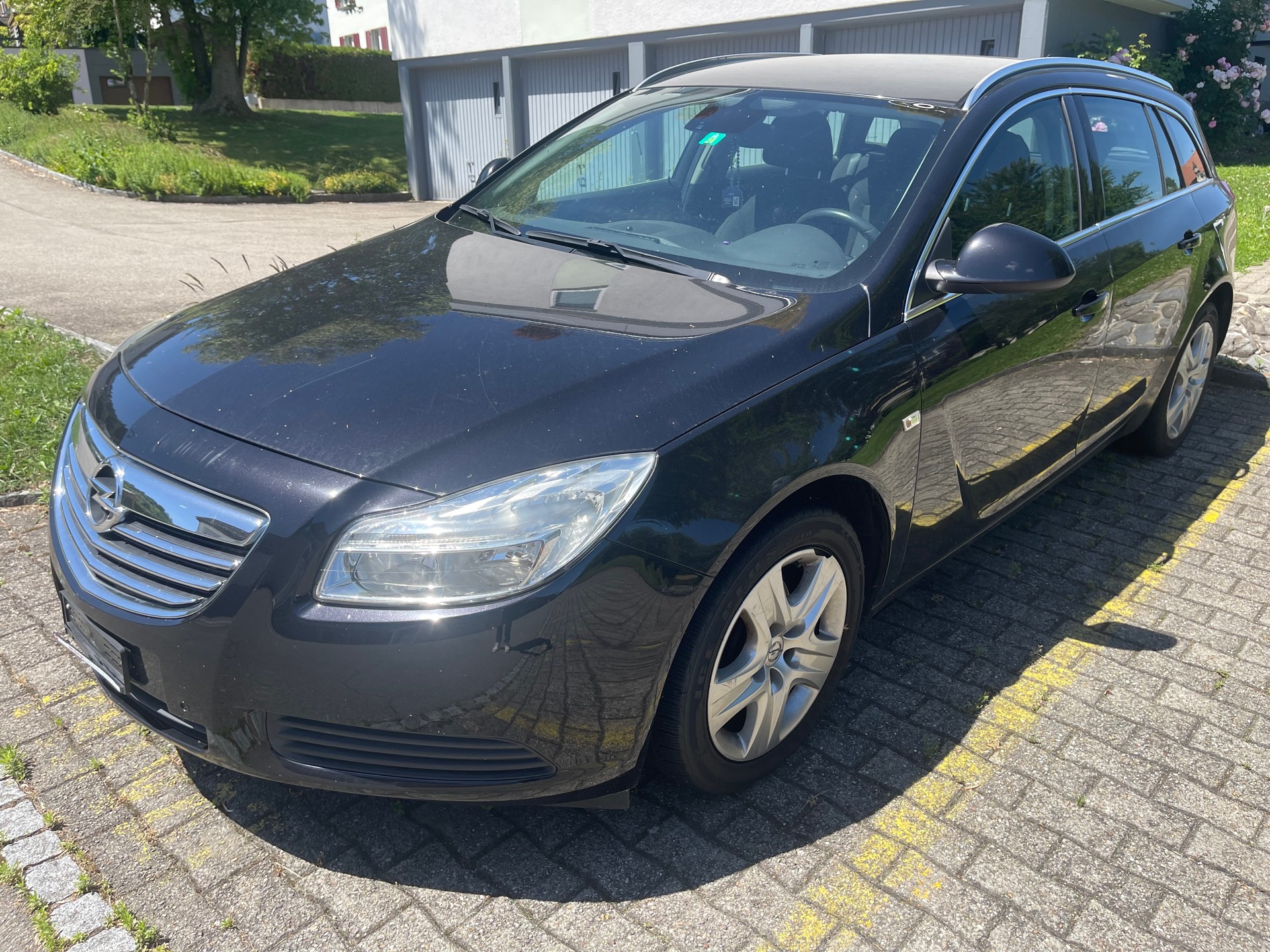 OPEL Insignia Sports Tourer 2.0 CDTI Cosmo Automatic-image-2