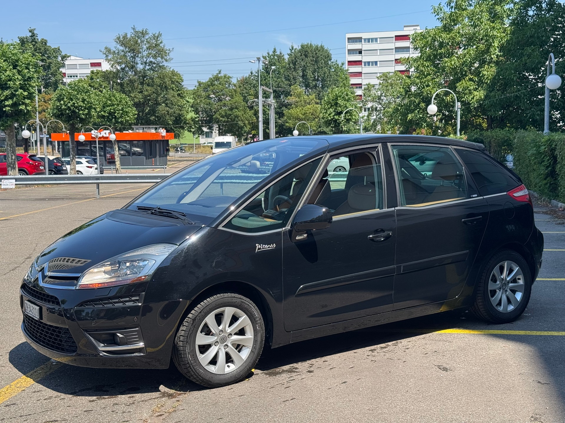 CITROEN C4 Picasso 2.0i 16V Exclusive Automatic-image-2
