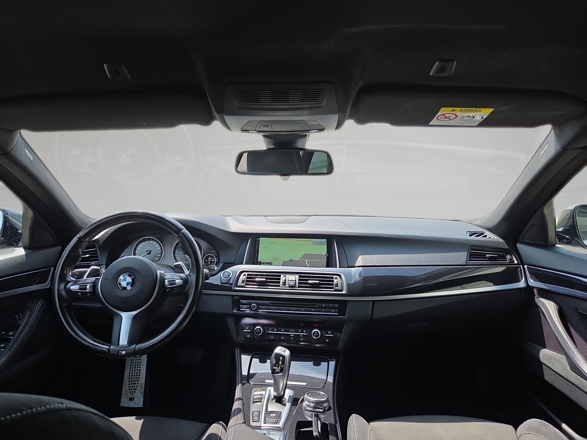 BMW 520d Touring xDrive Steptronic-image-6
