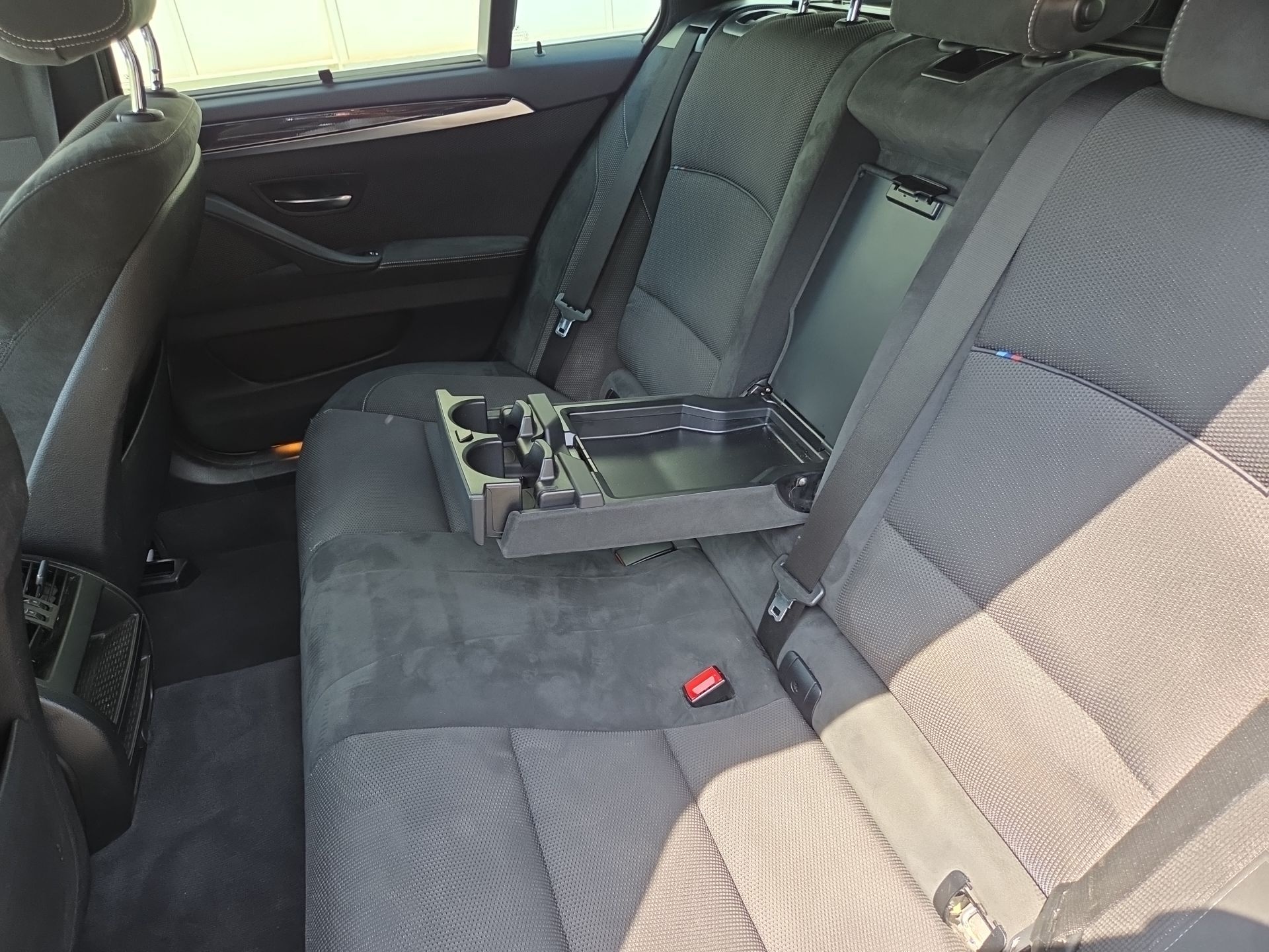 BMW 520d Touring xDrive Steptronic-image-10