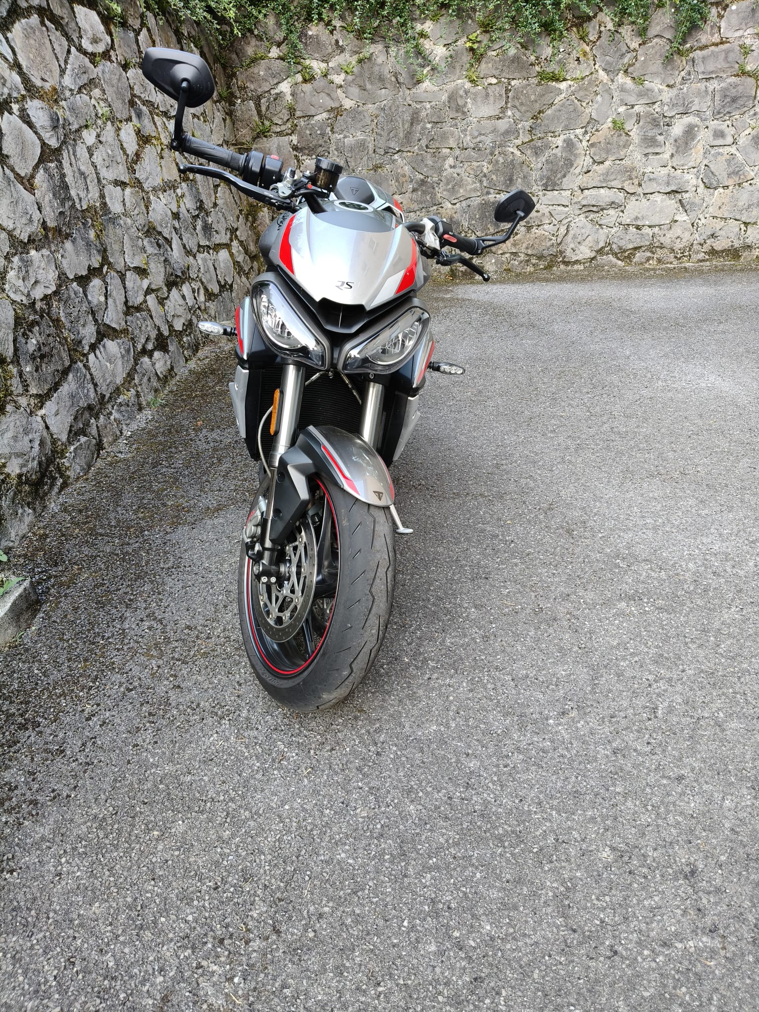TRIUMPH Street Triple RS 765 ABS-image-2