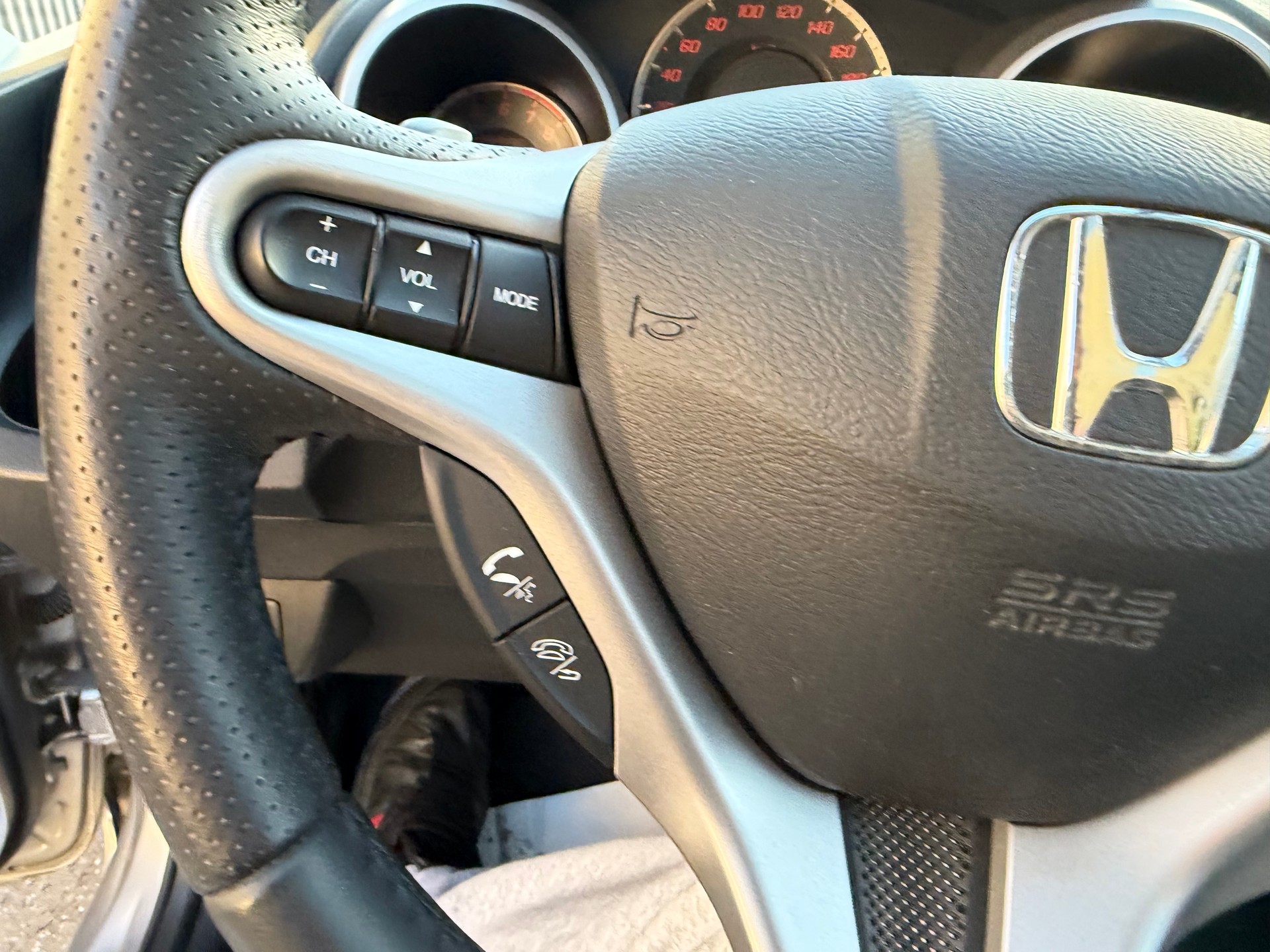 HONDA Jazz 1.3i Hybrid Comfort CVT-image-39