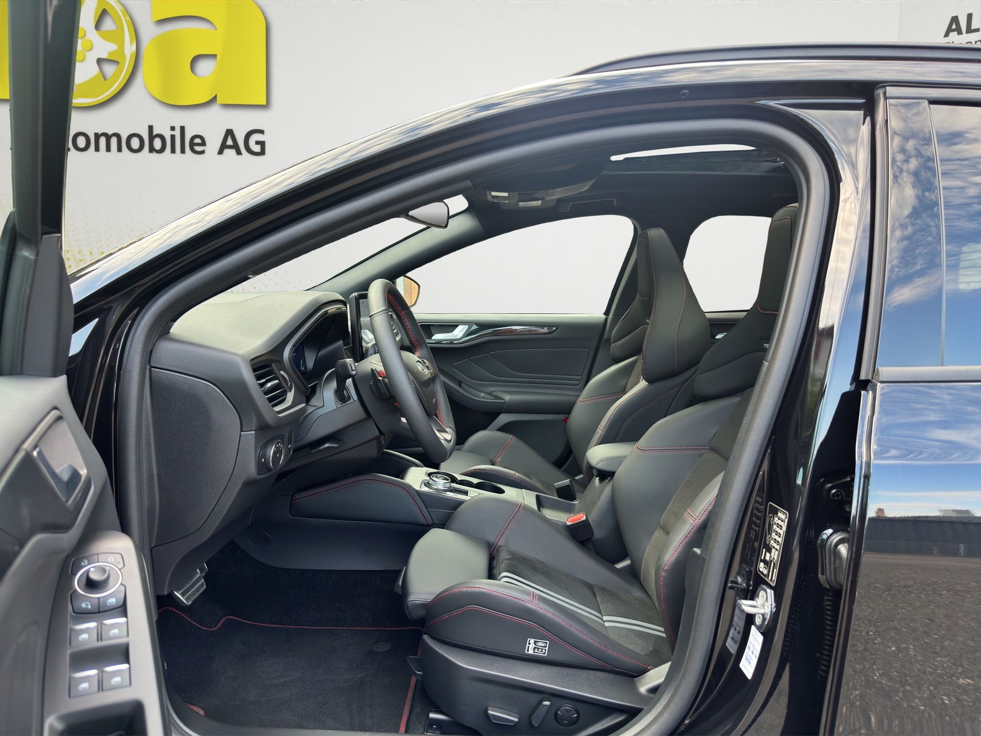 FORD Focus 2.3 ST X Automat Panoramadach-image-13
