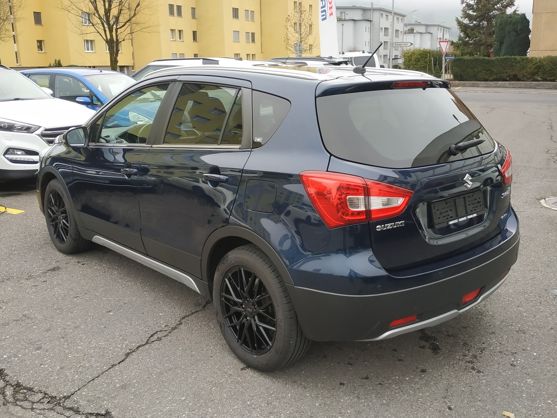 SUZUKI SX4 S-Cross 1.4 16V Compact Top 4WD Automatic-showroom-element-3