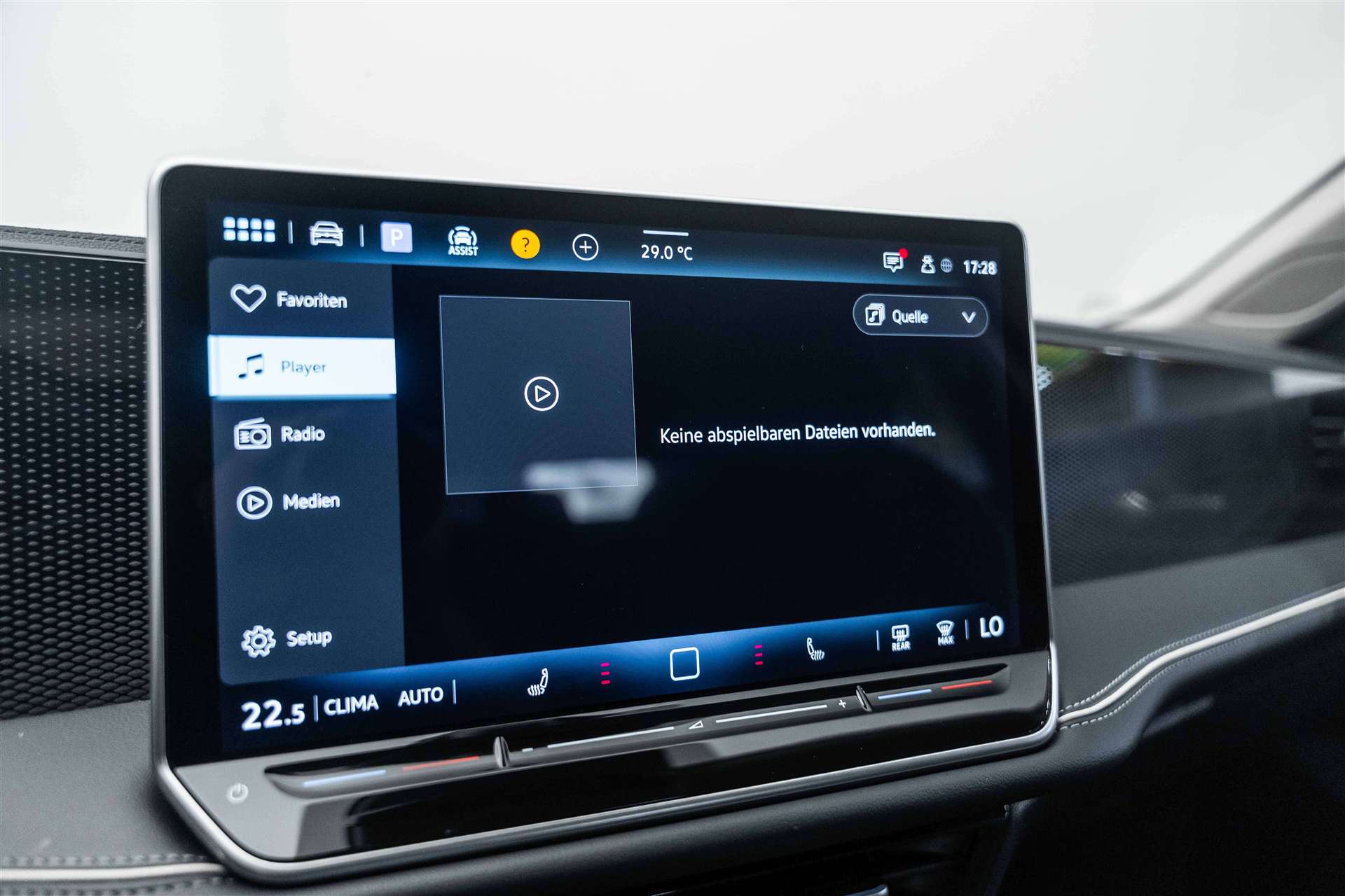 VW Passat Variant 1.5 eTSI evo2 Business DSG-image-23