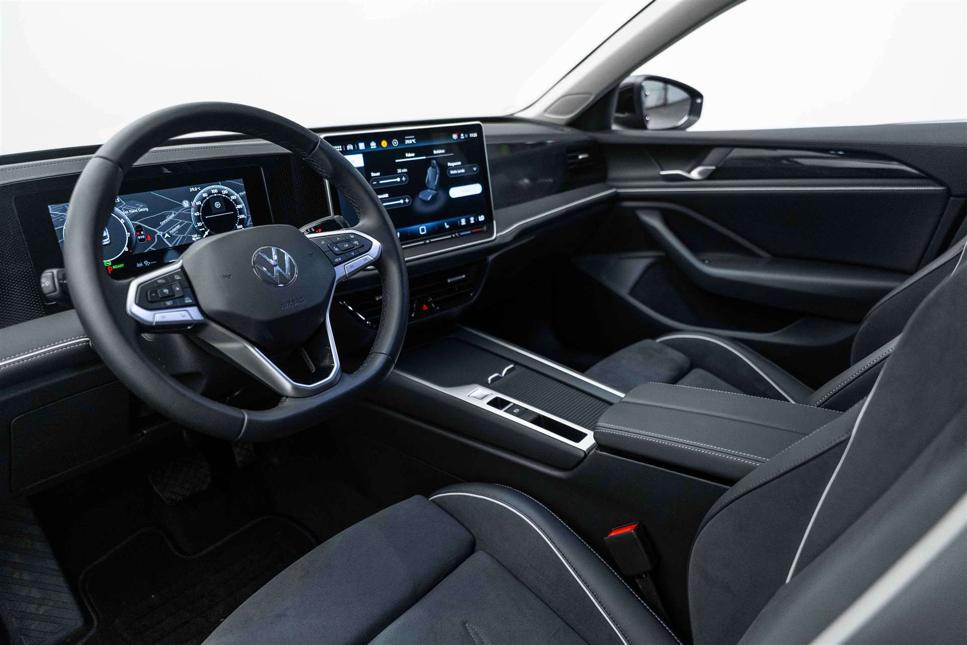 VW Passat Variant 1.5 eTSI evo2 Business DSG-image-7
