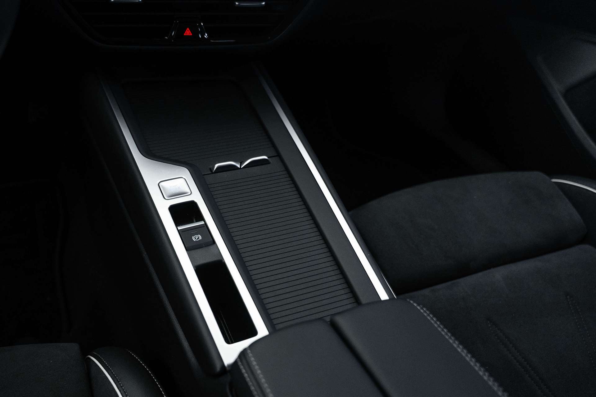 VW Passat Variant 1.5 eTSI evo2 Business DSG-image-30