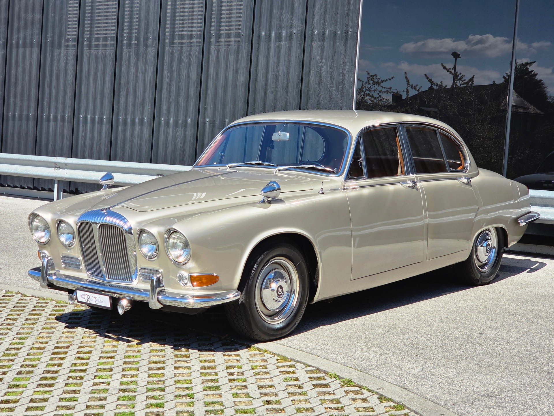 JAGUAR Daimler 420 Sovereign - voiture CH - boîte mécanique - Overdrive - rarissime - superbe état - expertisée vétéran 10.24.-image-2