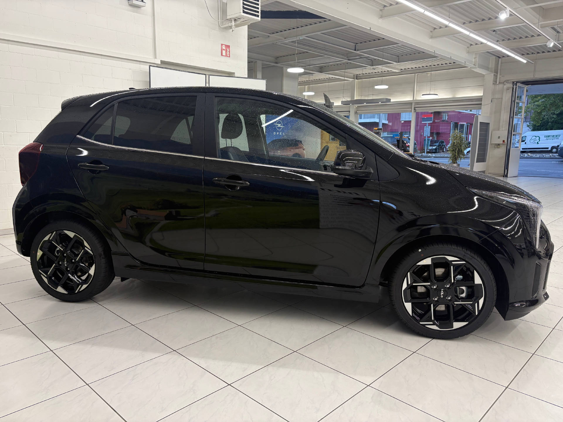 KIA Picanto 1.0 GDi GT-Line-image-3