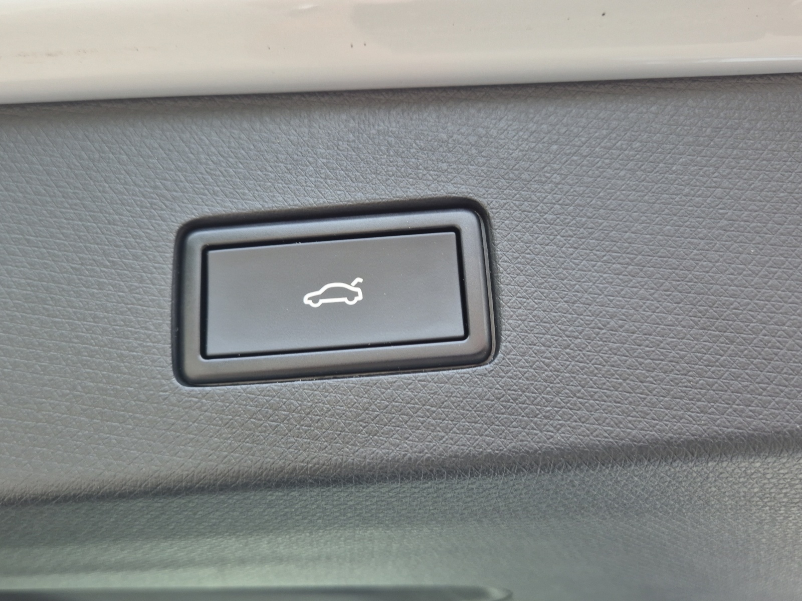 CUPRA Tavascan Type 9 77 kWh VZ Adrenaline*360°KameraHead up Display*Anhängerkupplung*Panoramadach*-image-26