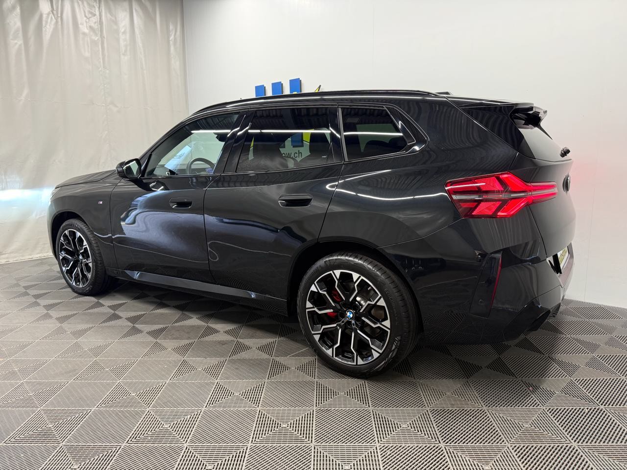 BMW X3 xDrive 48V 20d M Sport Pro-showroom-element-1