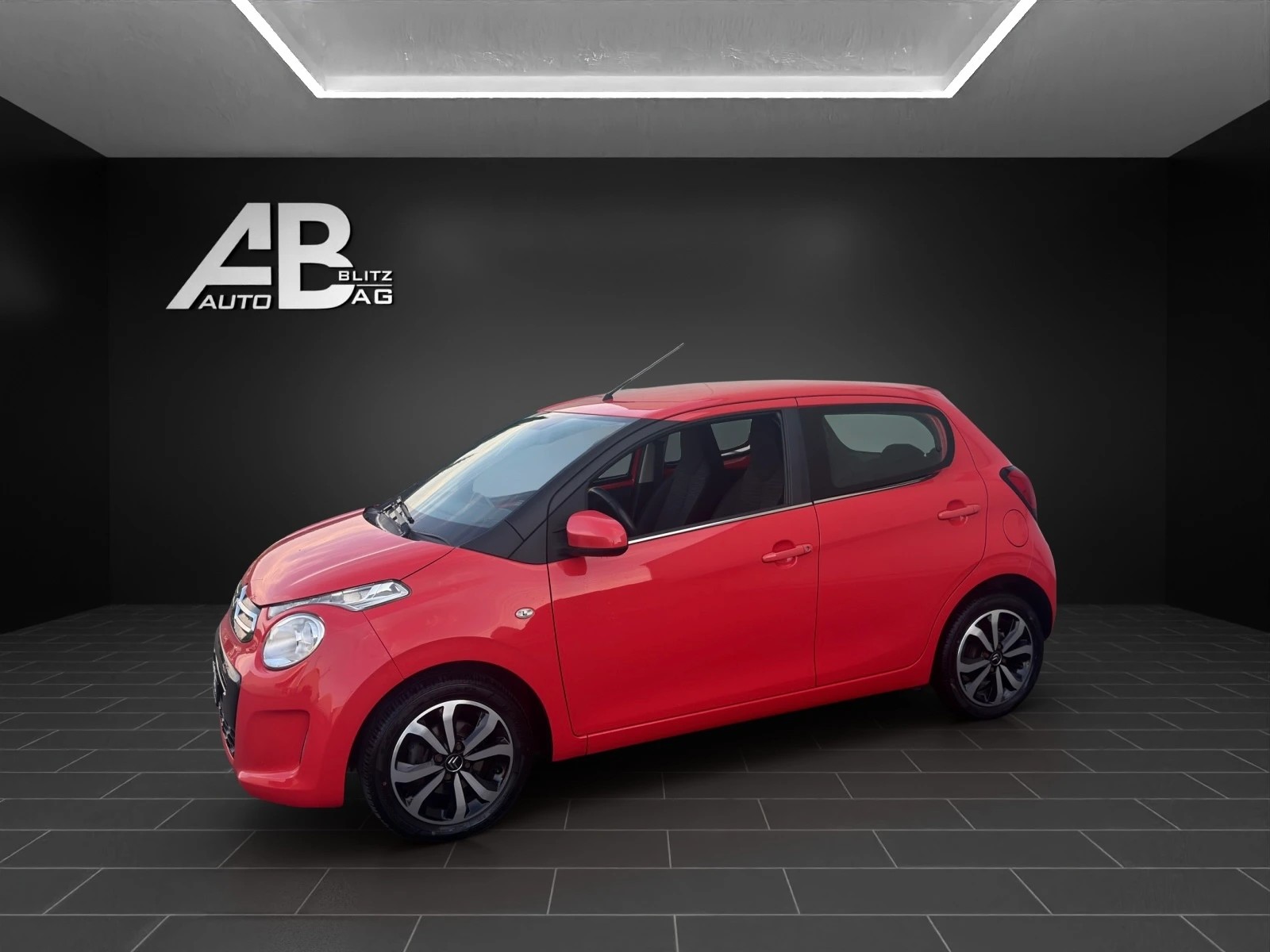 CITROEN C1 1.2 VTi Swiss&Me mit 82 PS-showroom-element-1