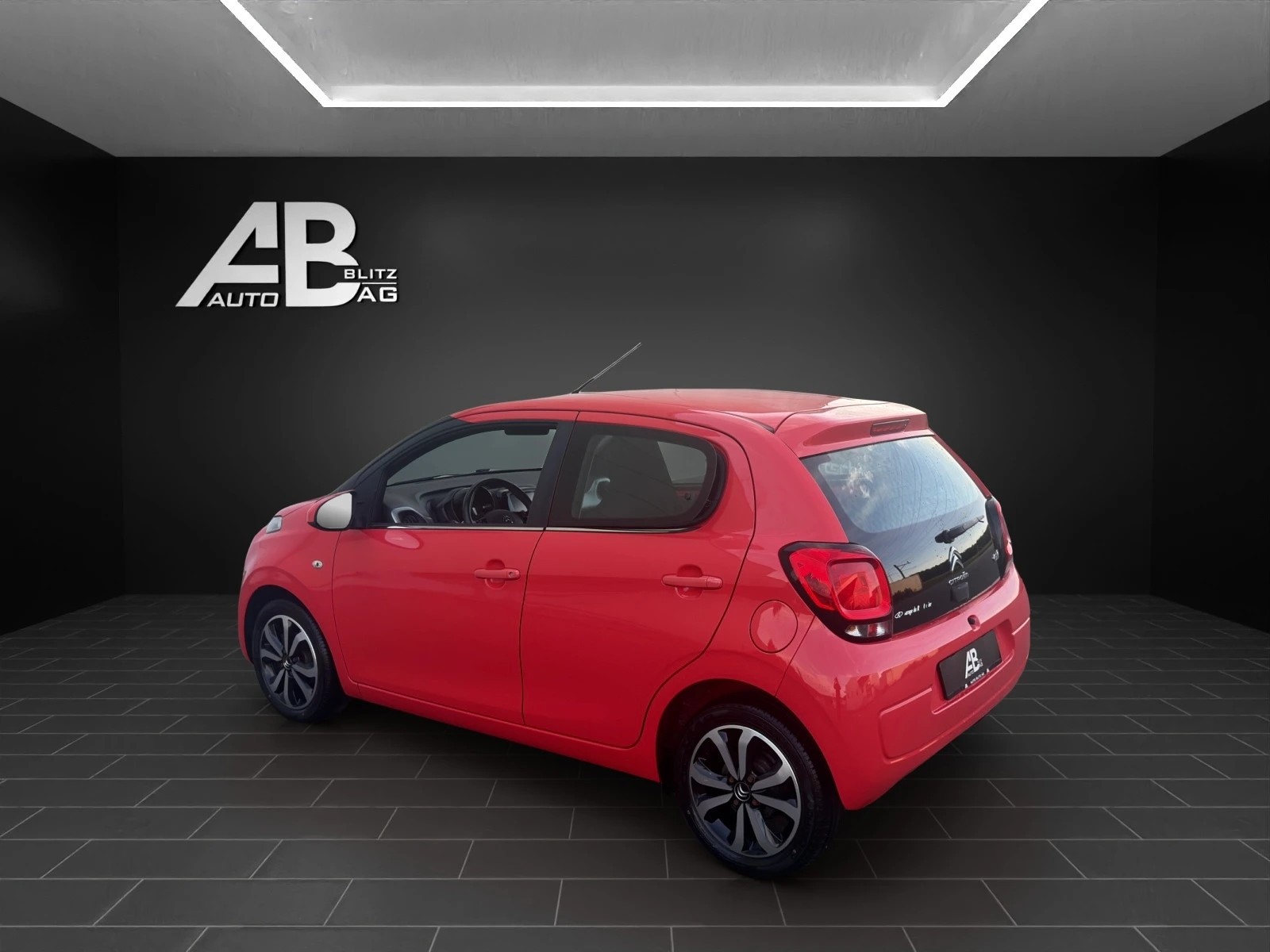 CITROEN C1 1.2 VTi Swiss&Me mit 82 PS-showroom-element-2