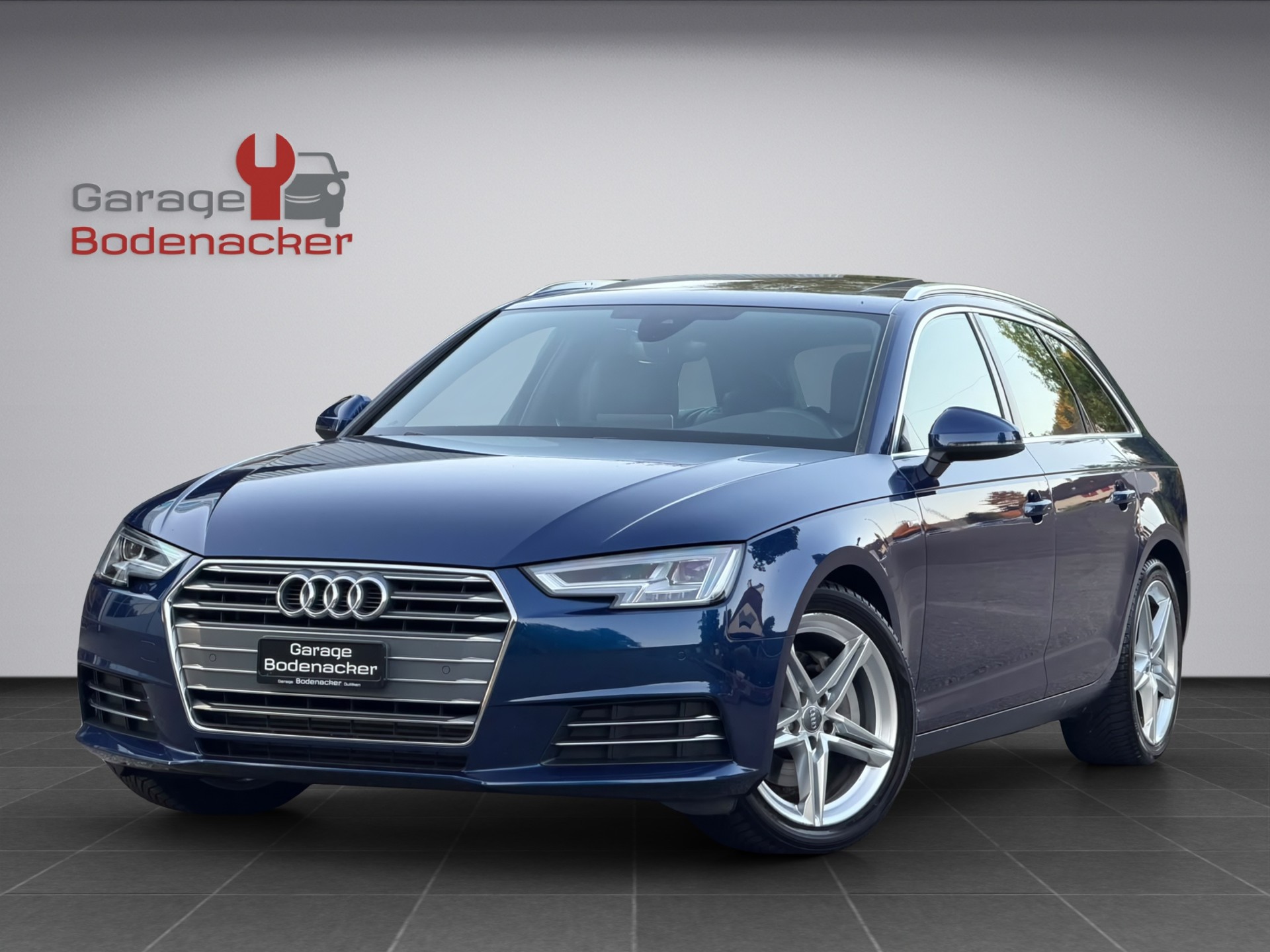 AUDI A4 Avant 3.0 TDI Sport S-tronic * S Line *
