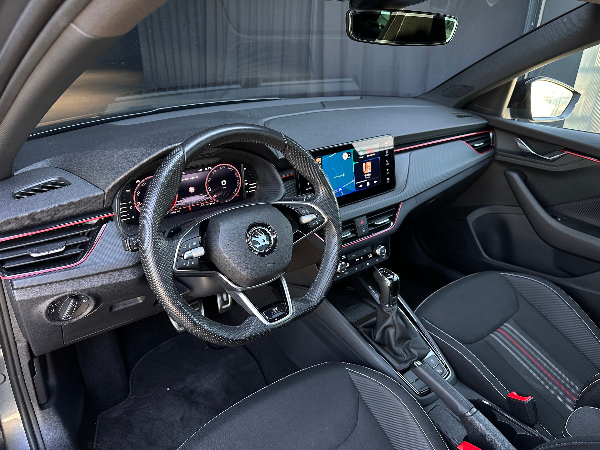 SKODA Scala 1.5 TSI Monte Carlo DSG-image-12