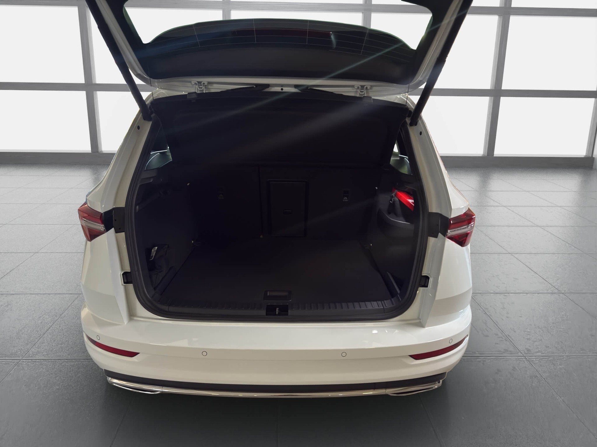 SKODA Karoq 2.0 TSI SportLine 4x4 DSG-image-9
