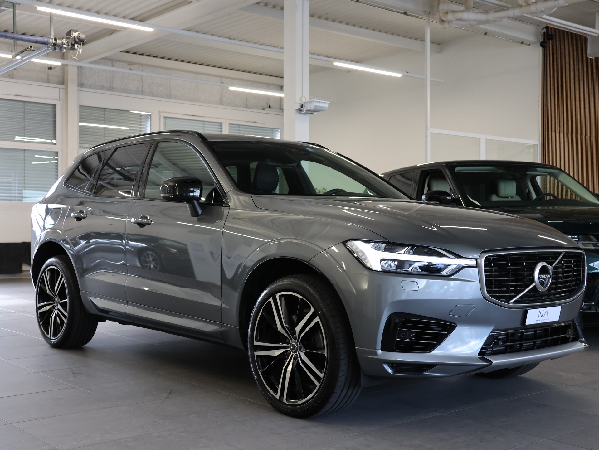 VOLVO XC60 T8 eAWD R-Design Geartronic *WERKSGARANTIE*-showroom-element-1