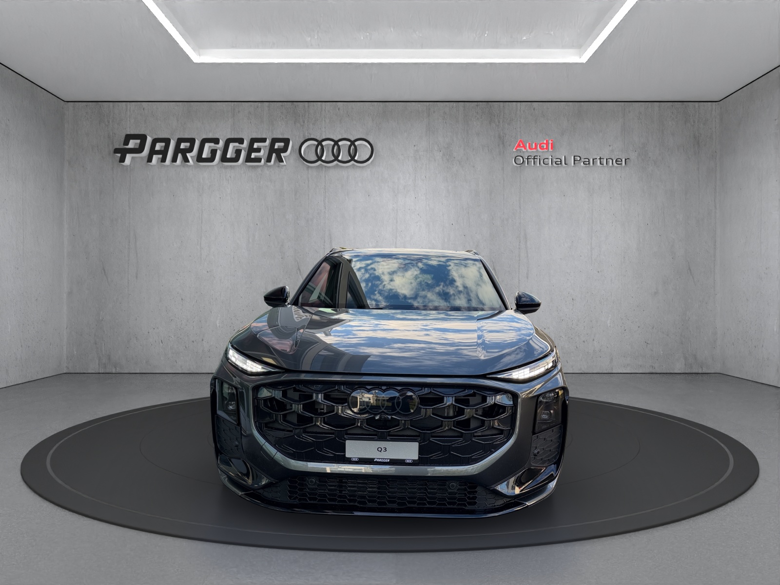 AUDI Q3 SUV TFSI quattro 195 kW S tronic-showroom-element-1