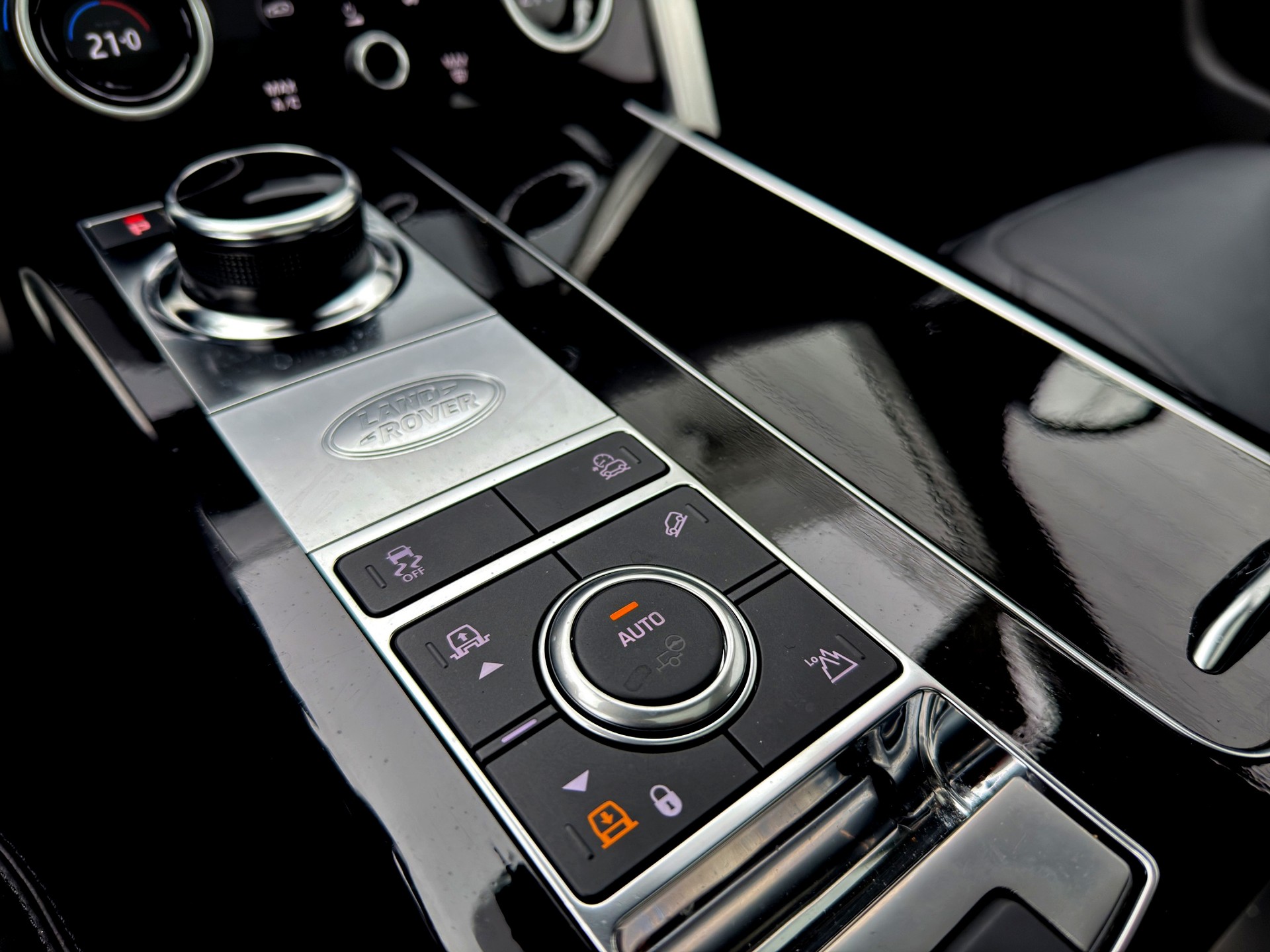 LAND ROVER Range Rover 5.0 V8 S/C AB Automatic-image-10