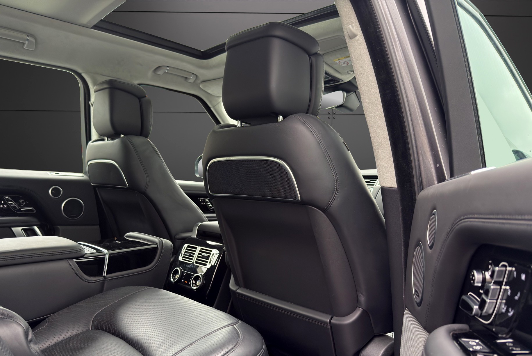 LAND ROVER Range Rover 5.0 V8 S/C AB Automatic-image-7