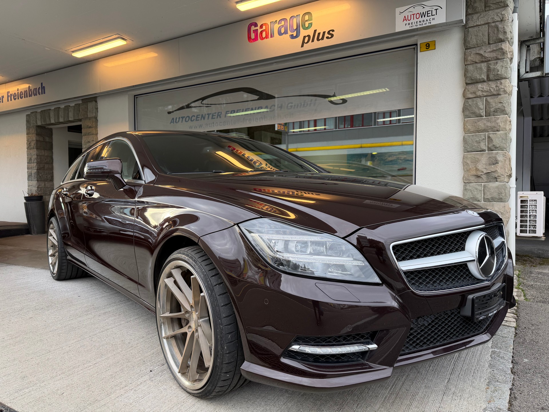 MERCEDES-BENZ CLS Shooting Brake 350 CDI 4Matic 7G-Tronic-showroom-element-2