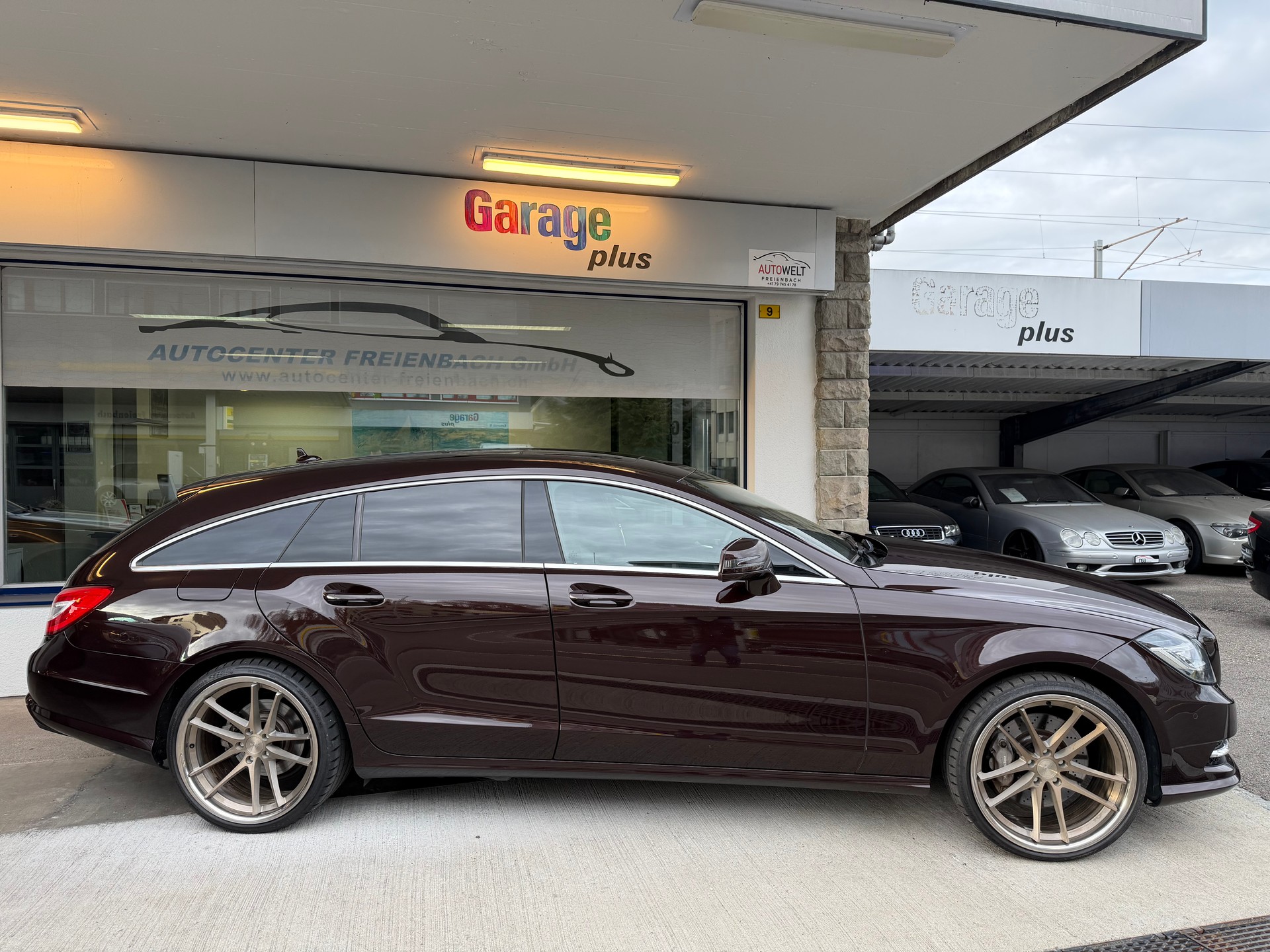 MERCEDES-BENZ CLS Shooting Brake 350 CDI 4Matic 7G-Tronic-showroom-element-3