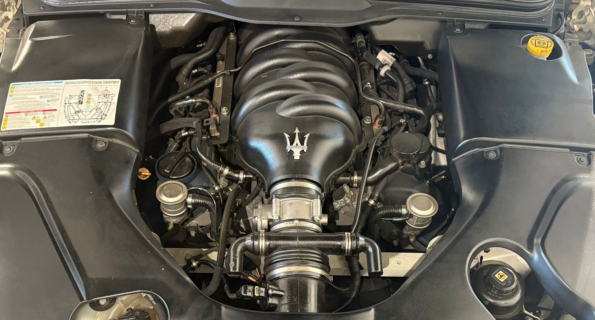 MASERATI GranTurismo Automatica-image-15