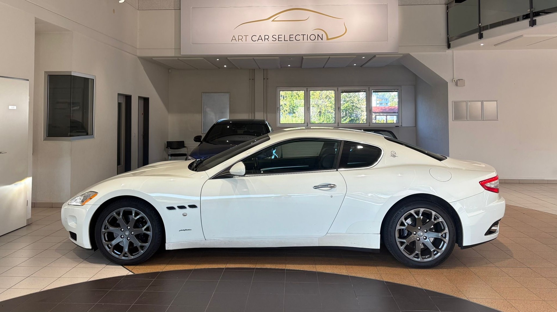 MASERATI GranTurismo Automatica-image-1