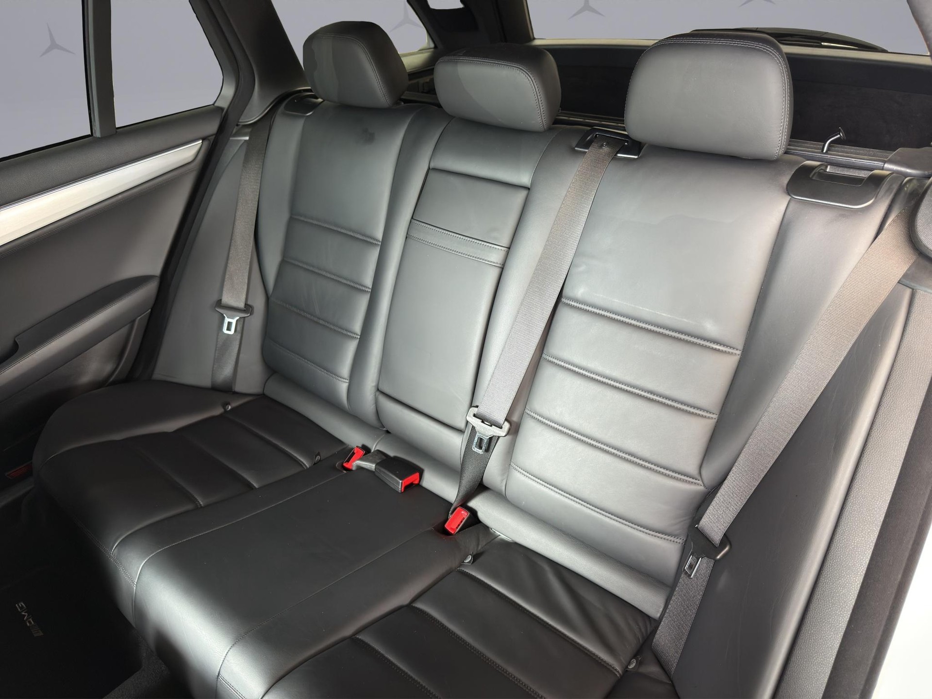 MERCEDES-BENZ C 63 V8 AMG Kombi-image-11