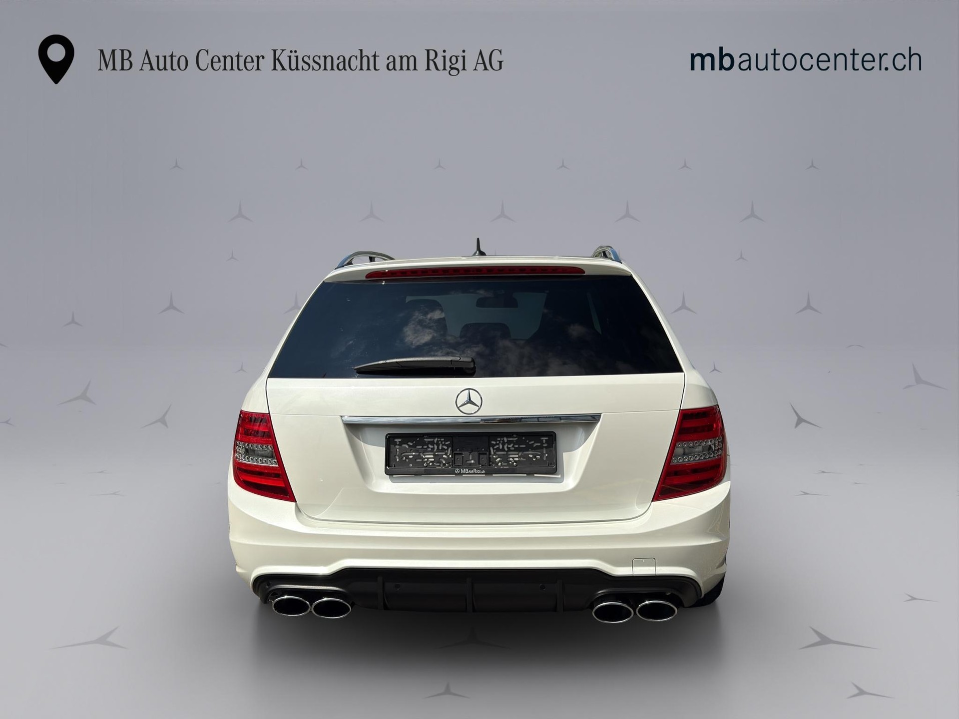 MERCEDES-BENZ C 63 V8 AMG Kombi-image-4