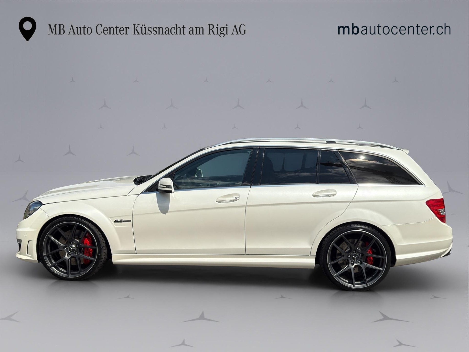 MERCEDES-BENZ C 63 V8 AMG Kombi-image-2