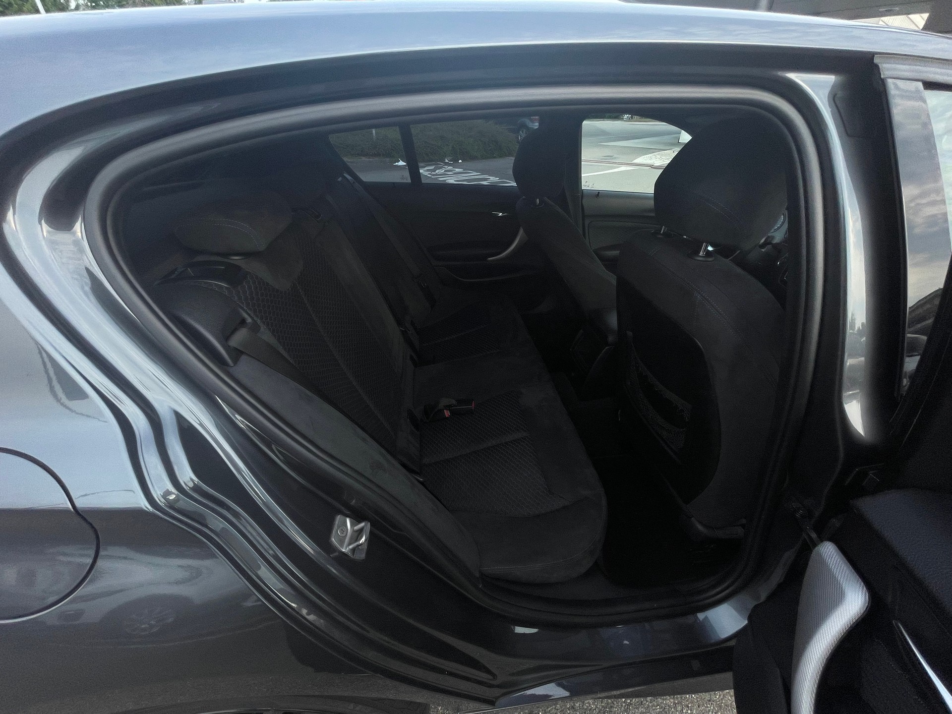 BMW 114d Business M sport-image-5