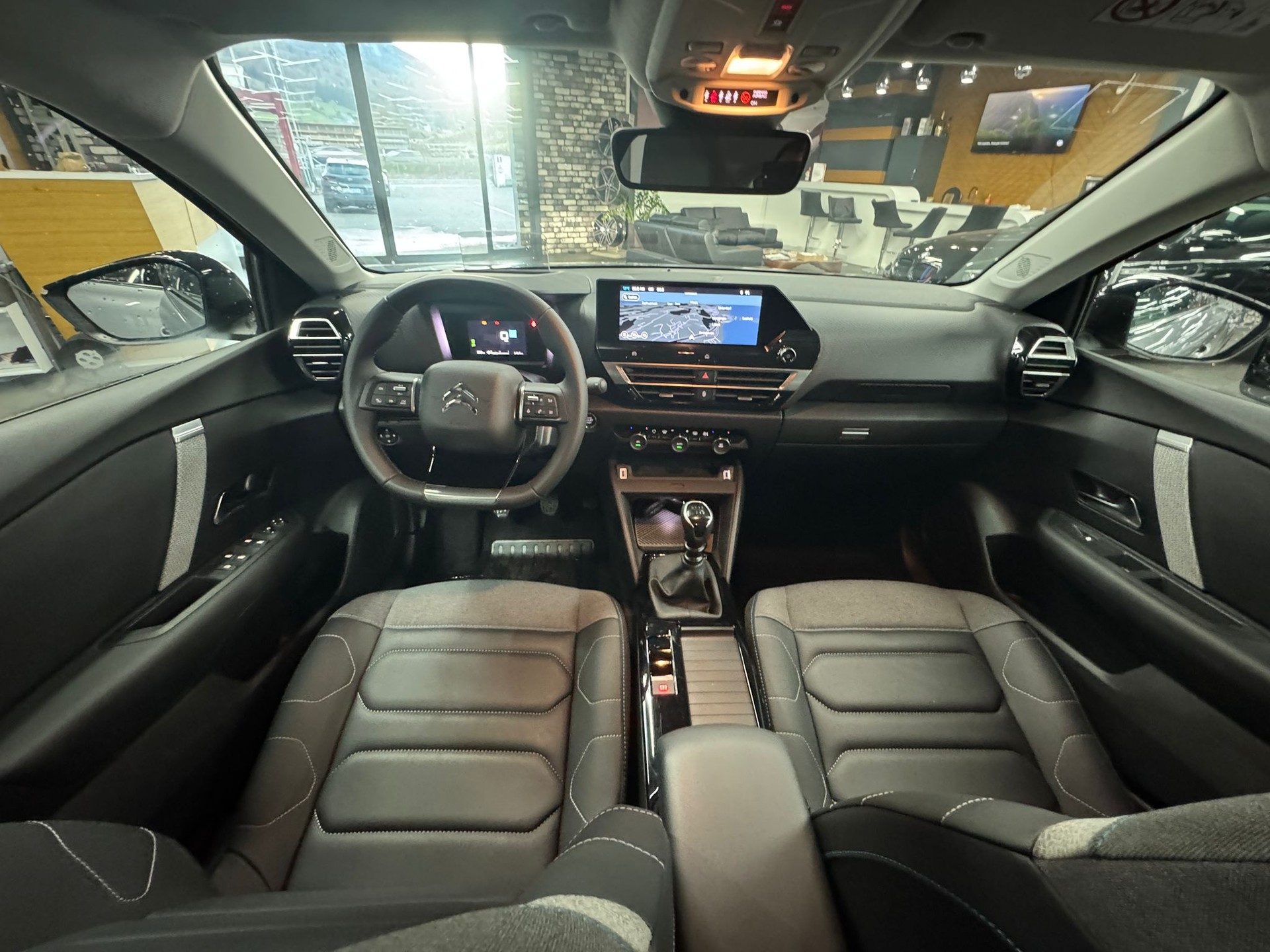 CITROEN C4 1.2 Pure Tech Max-image-12