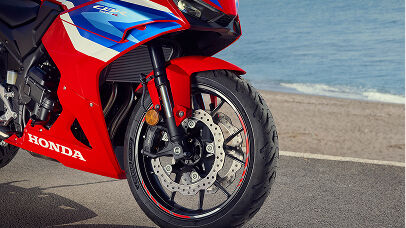 HONDA CBR 500R*Modell 2026**Neufahrzeug**Grand Prix Red**Jetzt Reservierung möglich*-showroom-element-2