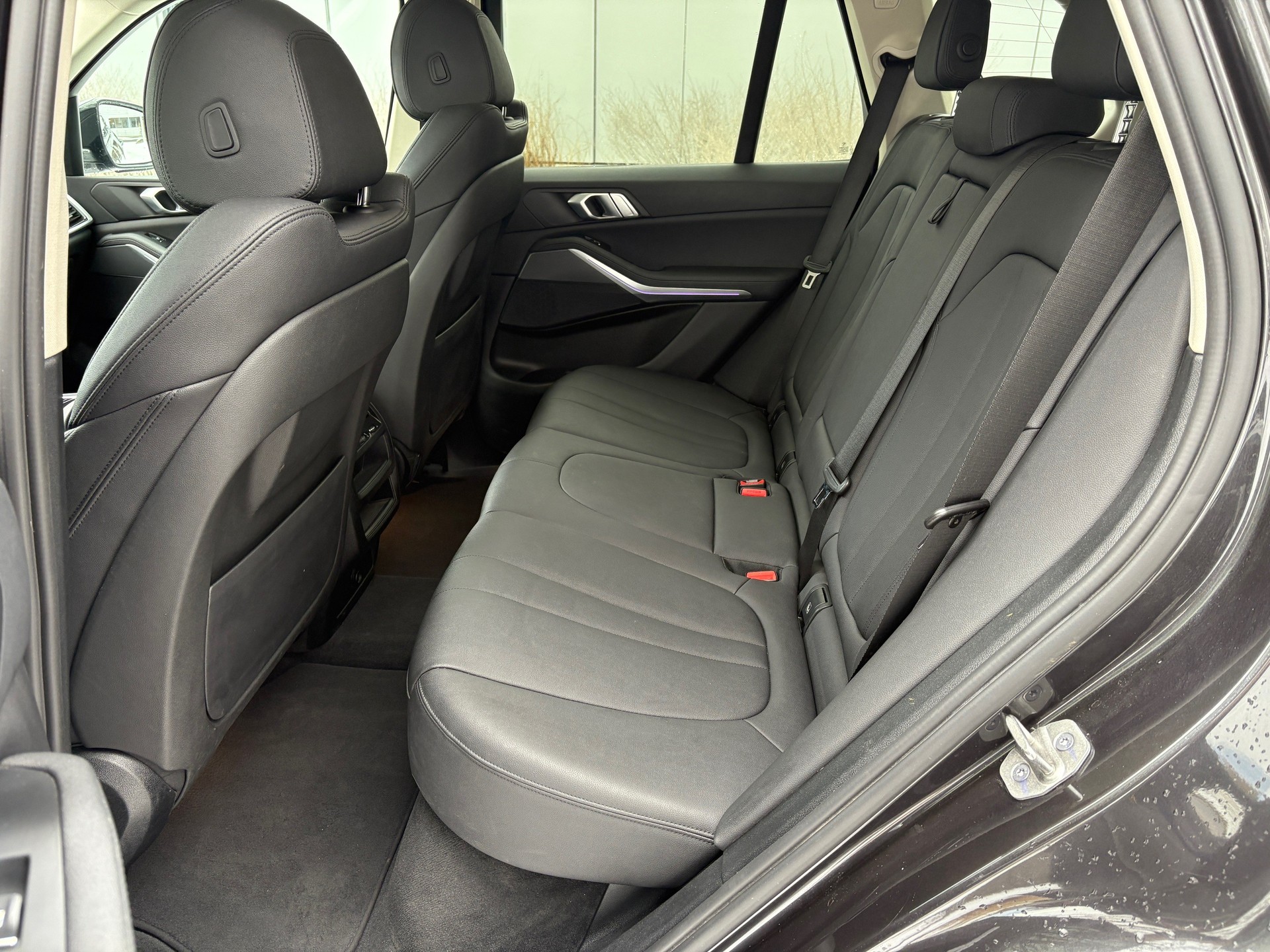 BMW X5 xDrive 48V 30d Steptronic-image-12