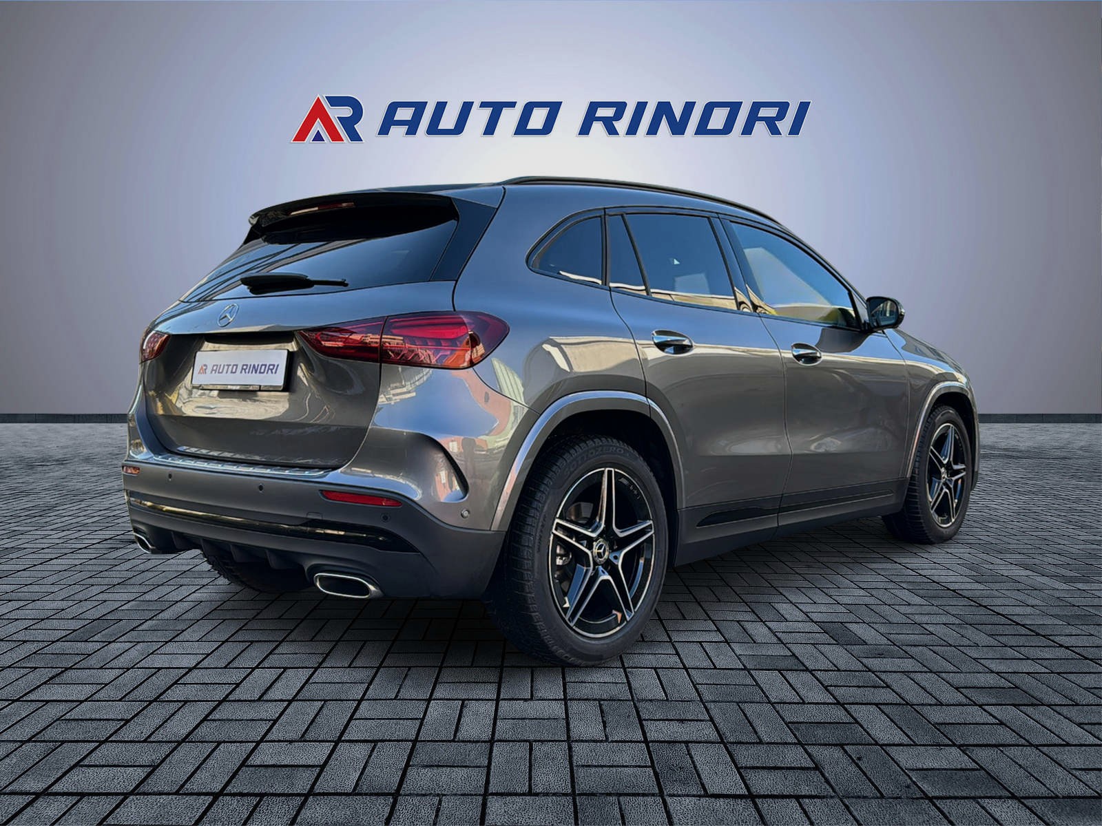 MERCEDES-BENZ GLA 200 7G-DCT-image-4