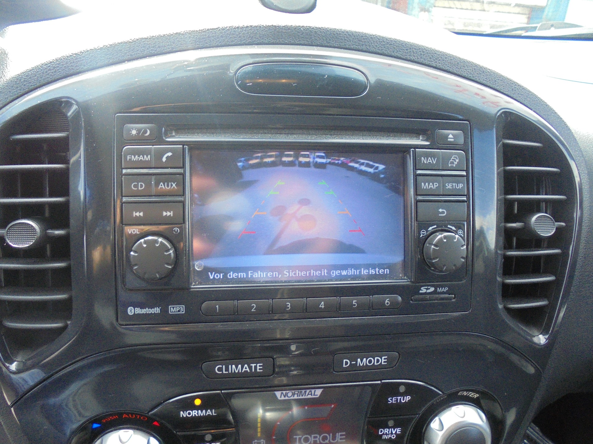 NISSAN Juke 1.6 DIG-T tekna 4x4 Xtronic M-CVT-image-9