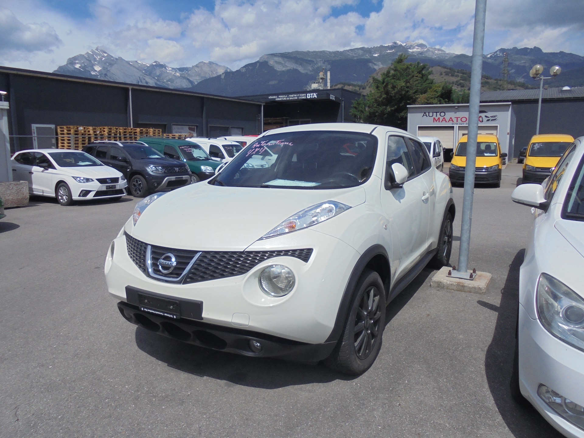 NISSAN Juke 1.6 DIG-T tekna 4x4 Xtronic M-CVT-image-2