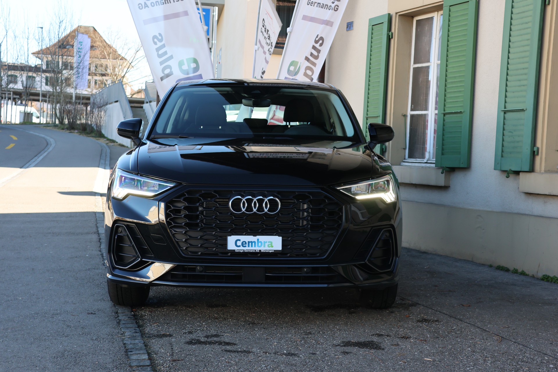 AUDI Q3 Sportback 35 TFSI Attraction S-tronic-showroom-element-1