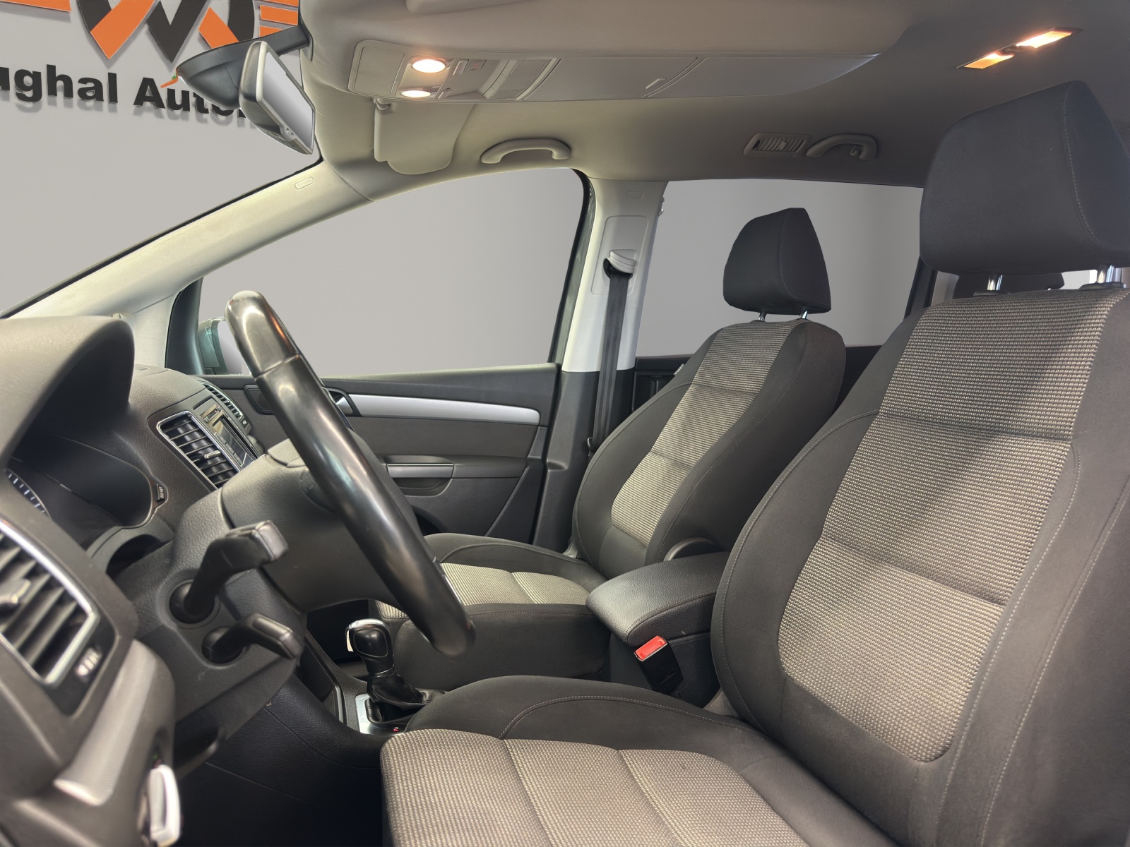VW Sharan 2.0 TDI BlueMotion Technology Trendline DSG 7-Plätzer-image-7