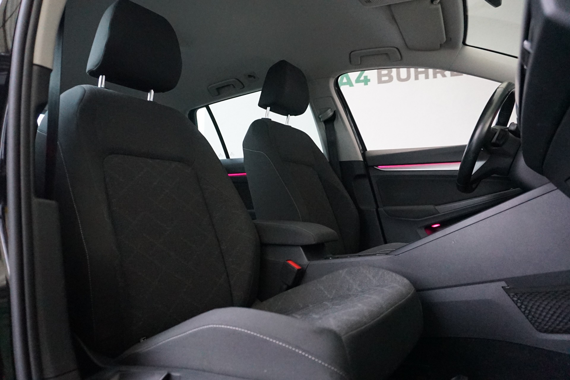 VW Passat Variant 2.0 TDI Business 150PS DSG-Automat "aus erster Hand+CH-Auto"-image-16