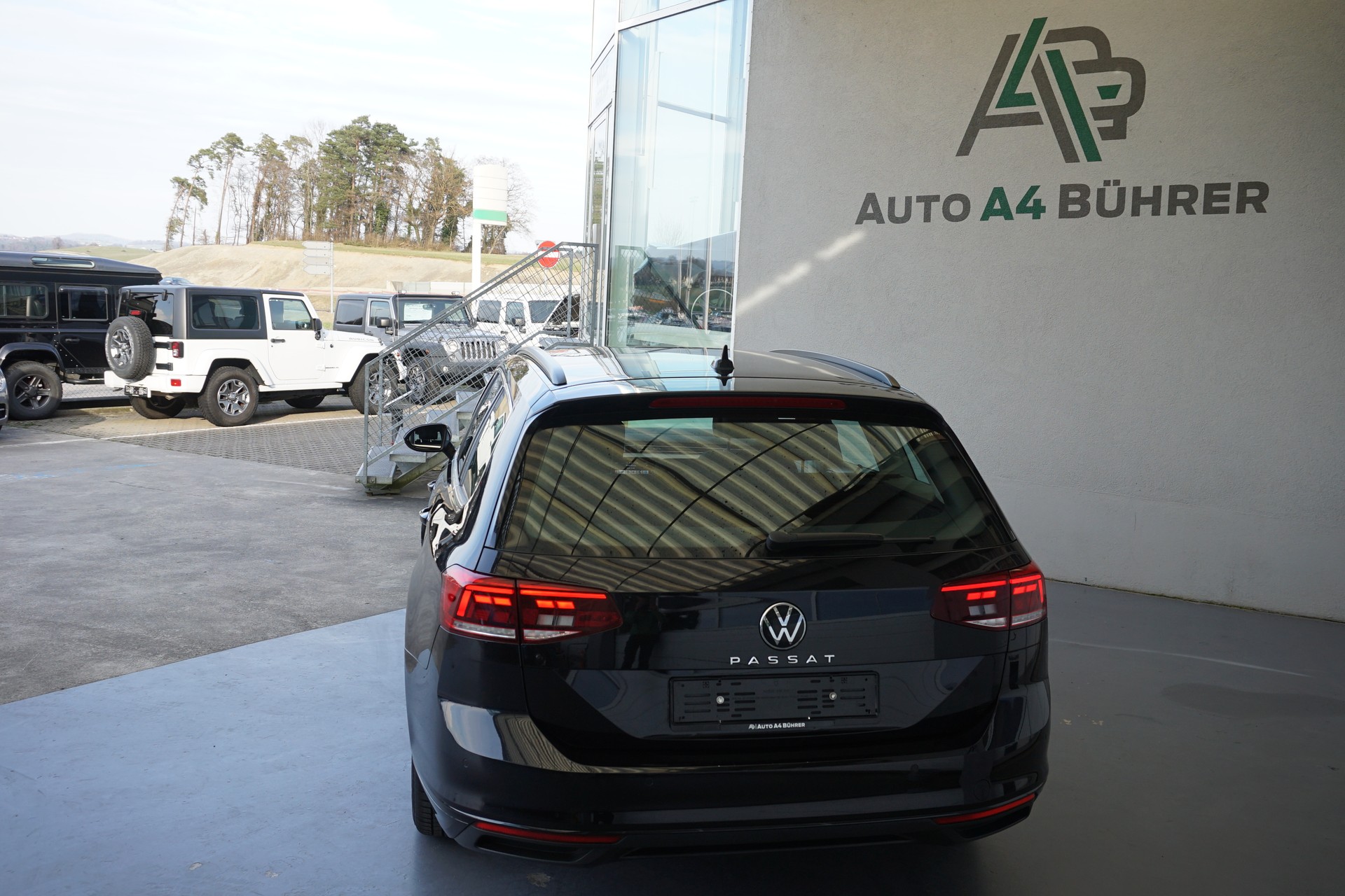 VW Passat Variant 2.0 TDI Business 150PS DSG-Automat "aus erster Hand+CH-Auto"-image-6