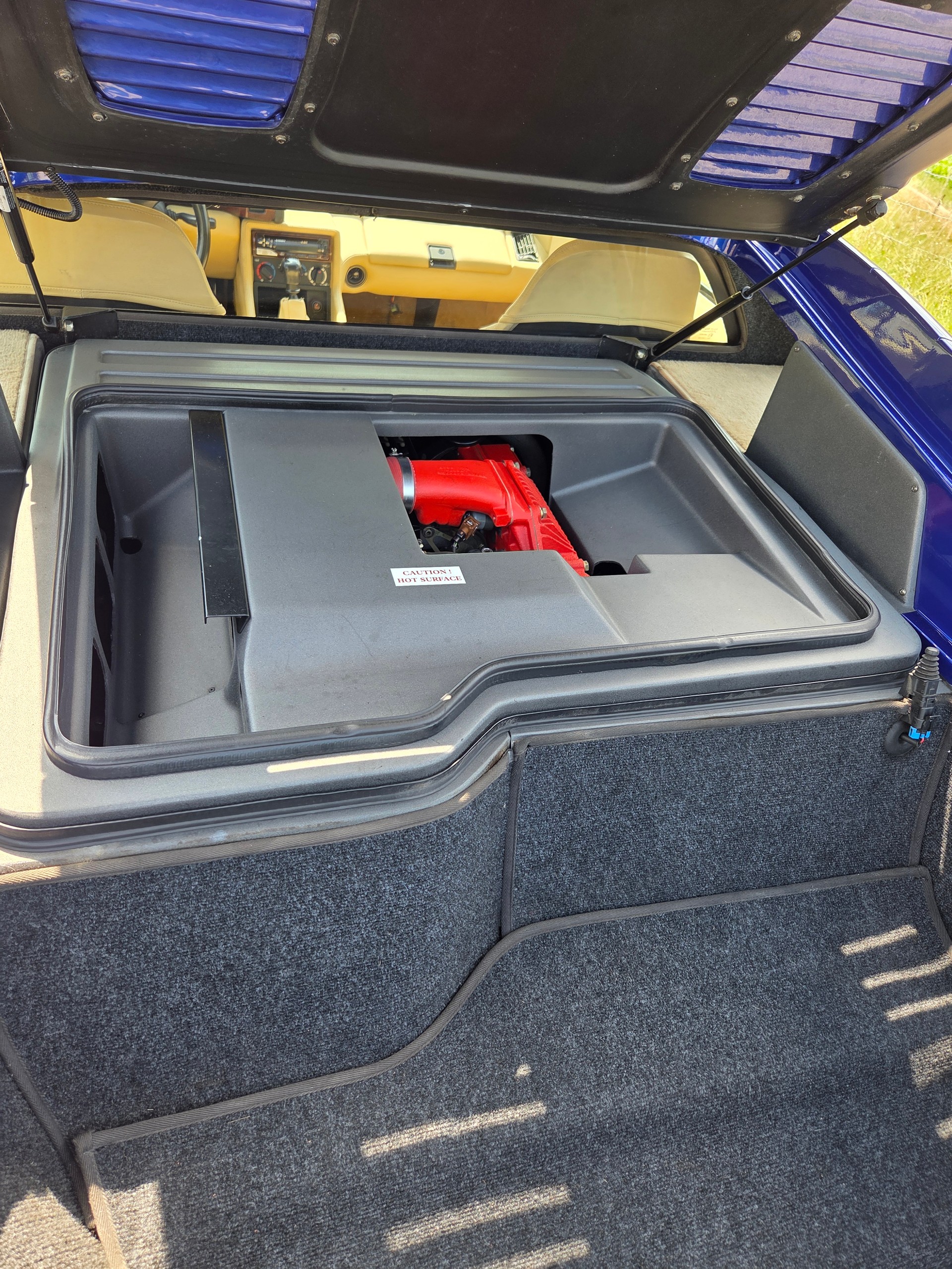 LOTUS Esprit S4s-image-3