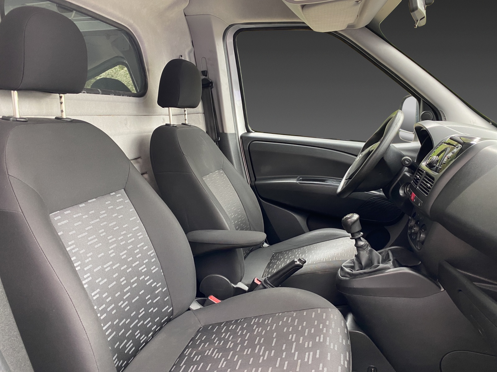 OPEL Combo 1.6 CDTI 2.4 L2H1-image-12