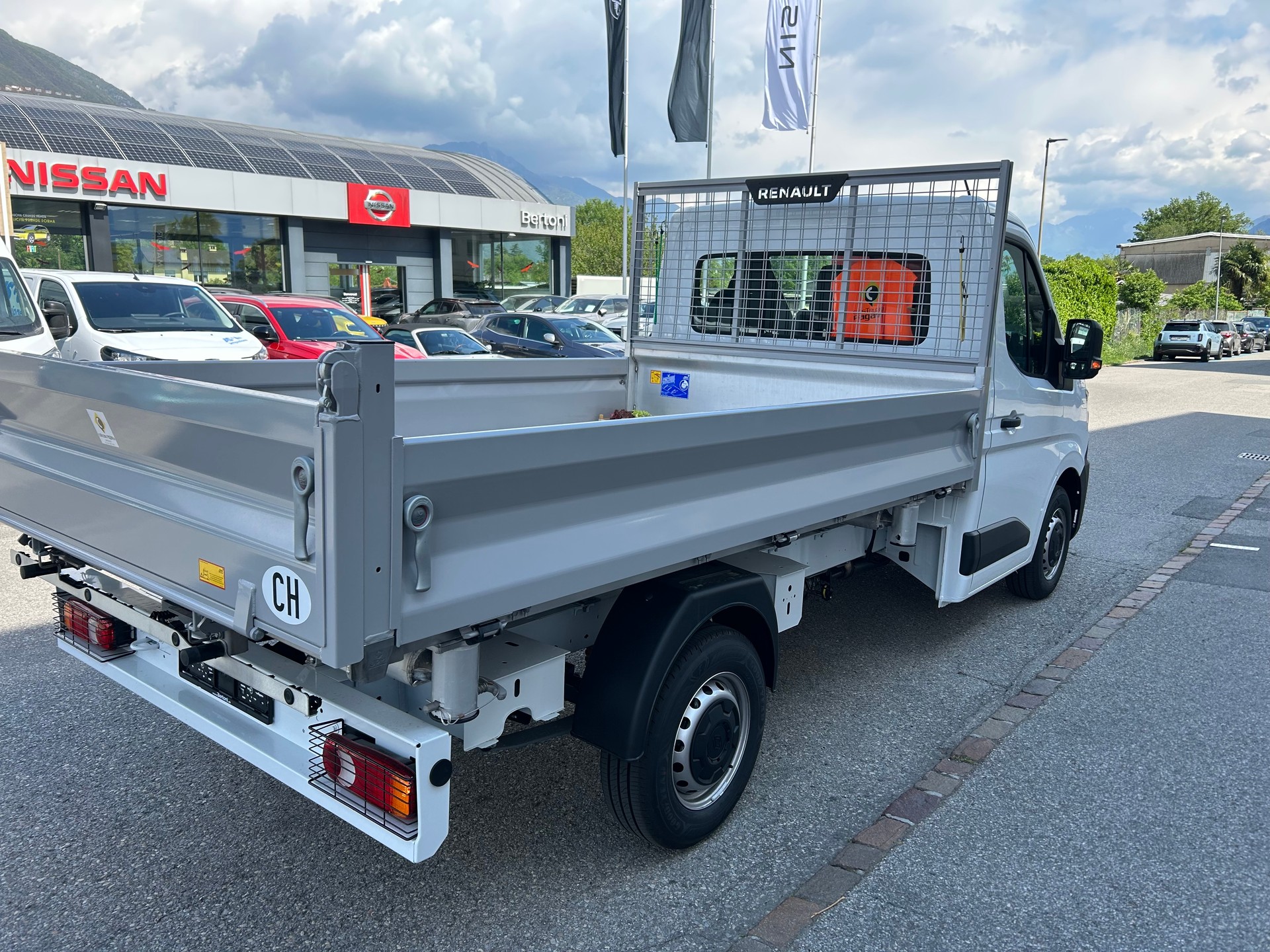 RENAULT Master dCi 150 cassone ribaltabile 3 lati (3k)-image-4