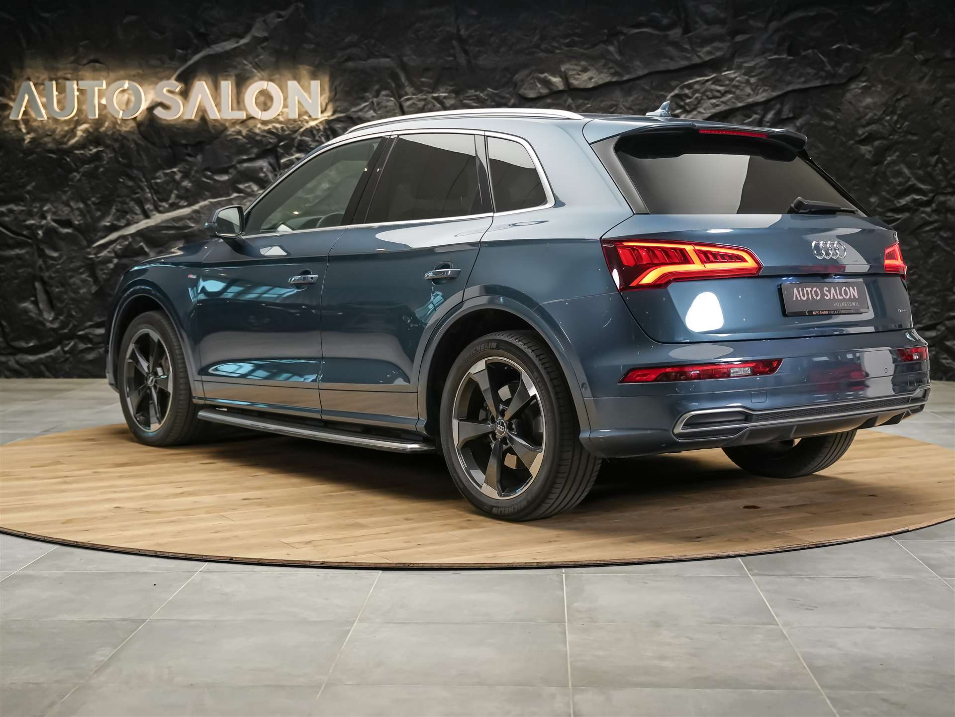 AUDI Q5 2.0 TFSI Sport quattro S-Tronic *S-Line* Panoramadach*-showroom-element-3